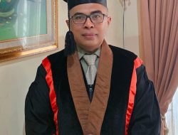 Anak Penjual Gorengan Jadi Profesor, Pesan Prof. Mairizal: Jangan Jadikan Keterbatasan Alasan Berhenti Bermimpi!