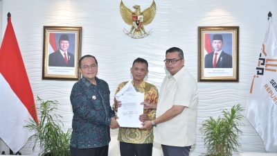Wali Kota Jambi Bersama Ketua DPRD Kota Jambi Resmi Serahkan Surat Permohonan Kepada Presiden Terkait Zona Merah