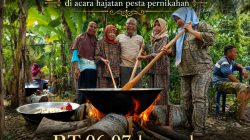 Tradisi Rewang Masak rendang, Warga RT 06 dan RT 07 Desa Senaung Tunjukkan Kekompakan di Acara Hajatan