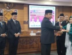 DPRD OKU Lantik Dua Anggota PAW Periode 2024–2029, Perkuat Fungsi Legislasi dan Pengawasan Daerah