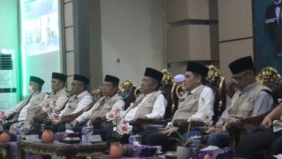 Wagub Sani Sambut Kepulangan 443 Jamaah Haji Kloter BTH-21 ke Provinsi Jambi