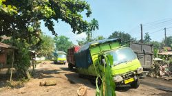 Warga Tanjung Pauh Mestong Ancam Tutup Jalan jika kerusakan jalan tidak diperbaiki 