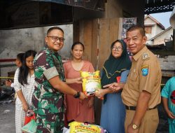 Dandim 0402/OKI Berikan Bantuan Sembako kepada Korban Kebakaran di Desa Serinanti