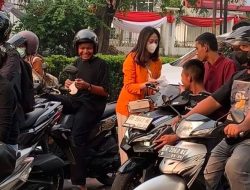 Kabut Asap Selimuti Jambi, BEM FH UNJA Turun ke Jalan Bagikan Masker ke Masyarakat