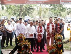 Buka Sosialisasi Akbar Pencegahan IRET, TCC, Perundungan, dan Bahaya Narkoba di Bungo, Gubernur Al Haris: “Kalau anak-anakku bisa jaga diri, 60% masa depan sudah ada di tangan”