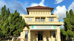 Arogansi dalam Bertugas, Oknum Satpol PP OKI Mencak-mencak Usir Warga