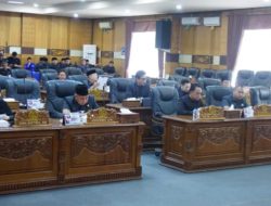 Rapat paripurna DPRD, jawab Pandangan Fraksi DPRD, Pemkab OKU Tegaskan Komitmen Wujudkan Perubahan Anggaran yang Tepat Sasaran