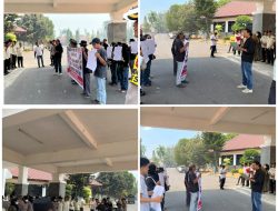 SPAK-OKI Gelar Aksi Demo di Depan Kantor Bupati, Desak Usut Dugaan Korupsi Dana Revitalisasi SD