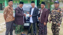 Ketua DPC PKB OKI Serahkan Mobil Operasional untuk Forum Pondok Pesantren