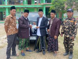Ketua DPC PKB OKI Serahkan Mobil Operasional untuk Forum Pondok Pesantren